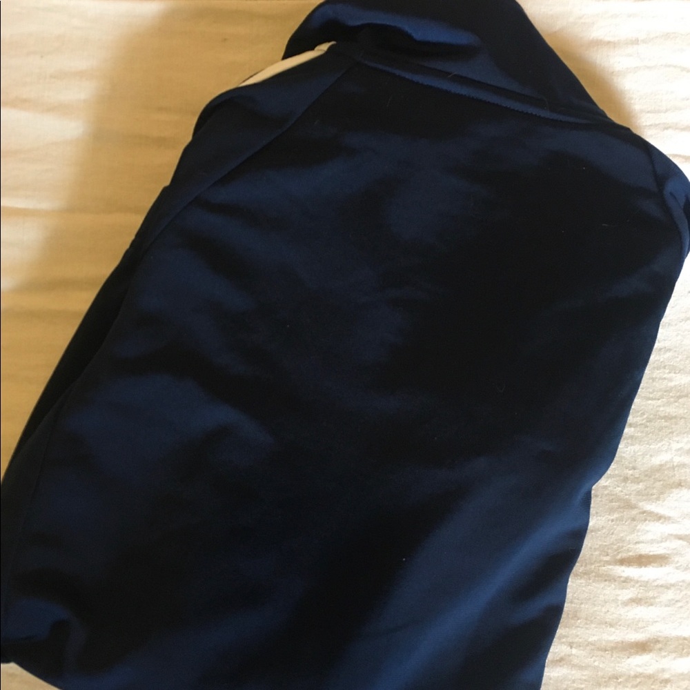 Adidas zip up jacket - Picture 4 of 4